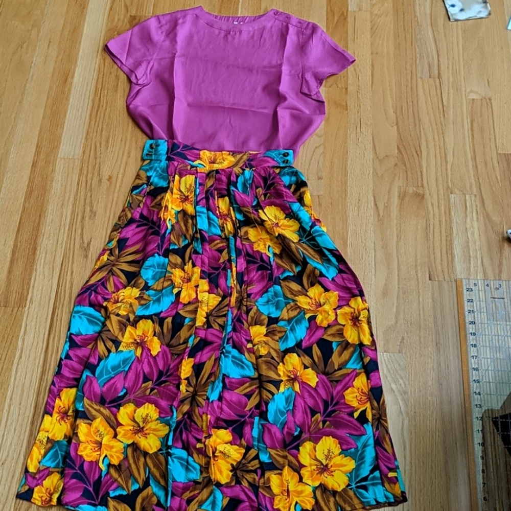 Skirt and top set